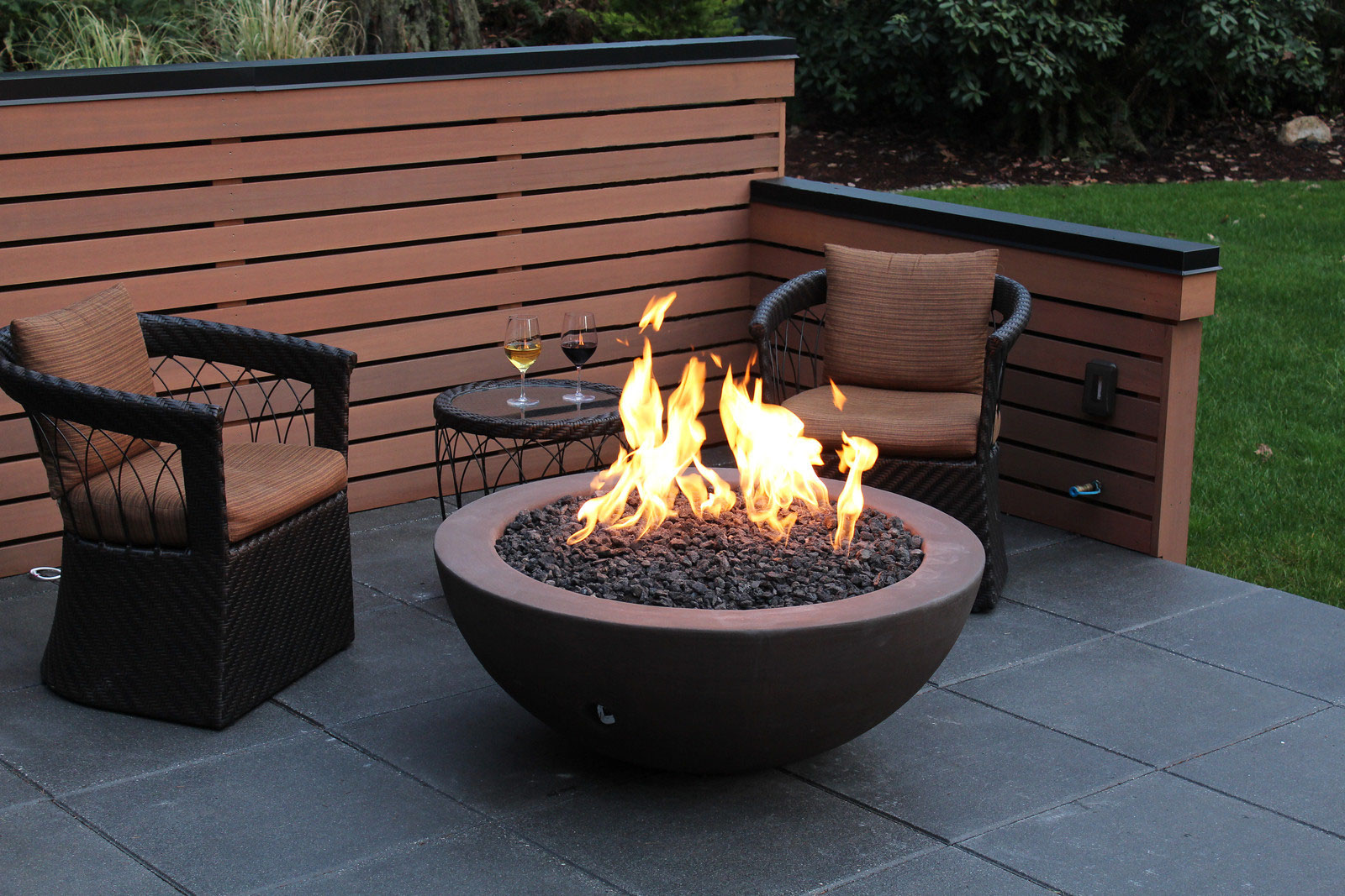 S Empire Distributing, Warming Trends Fire Pit